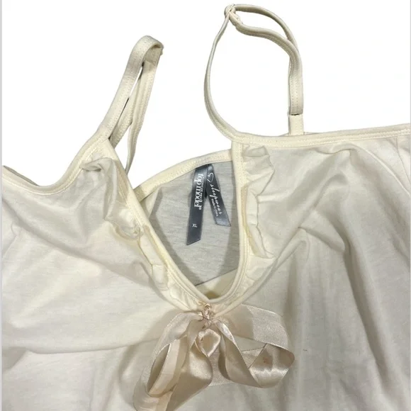 America’s Next Top Model Sleepwear Tank Top - Picture 4 of 6